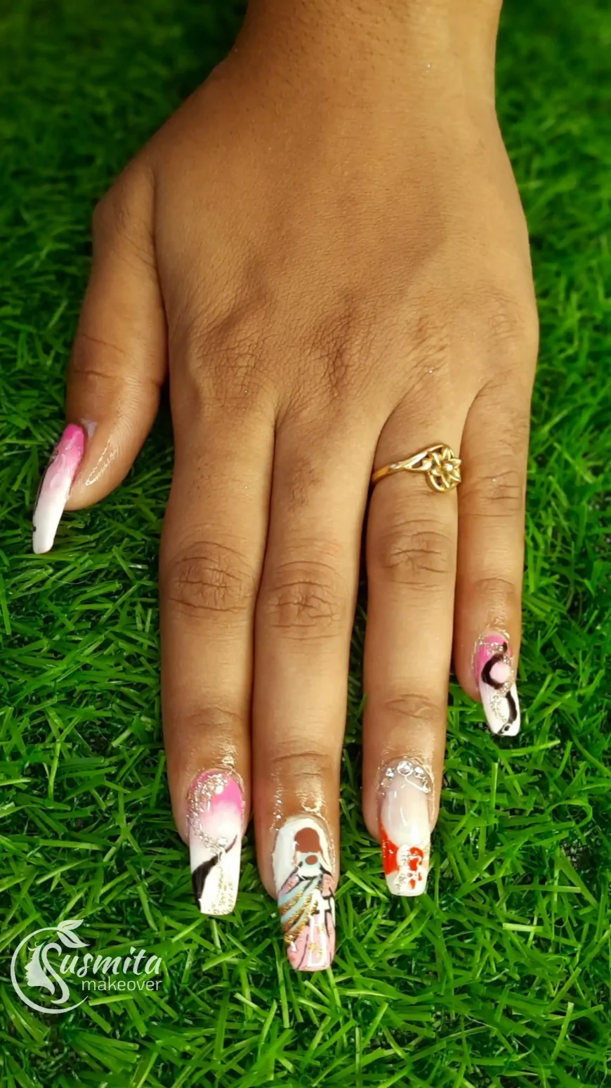 Artistic Glam Nail Art – Storytelling on Your Fingertips 🎨✨