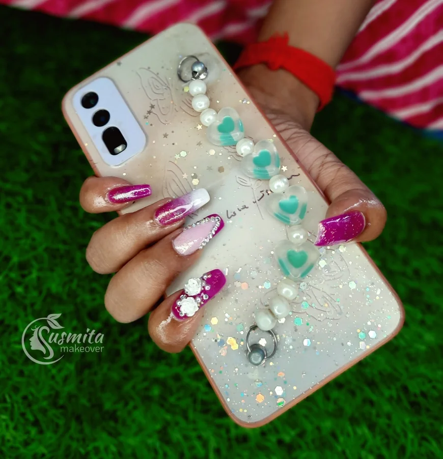 Sparkle & Petals A Royal Glam Nail Art Set πΈβ¨