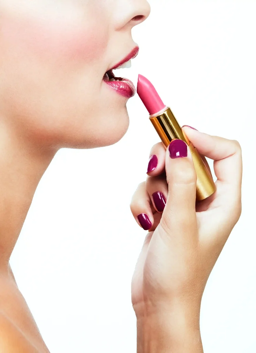 💄 Lipstick Finishes Explained: How to Choose the Right One for Every Look