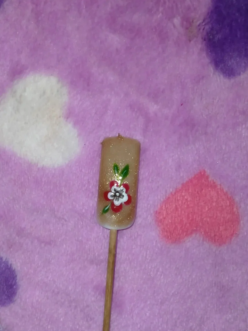 Red & White Bloom Nail Art on Glitter Nude Base – A Classy Floral Charm